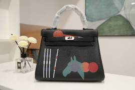 Picture of Hermes Handbags _SKUfw236182902fw
